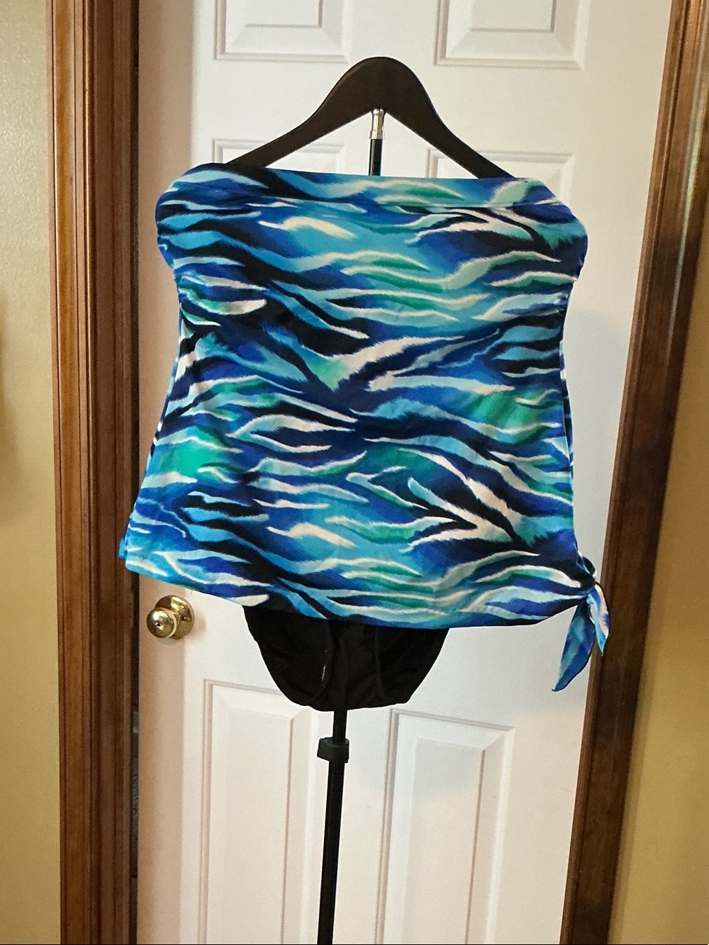 Tropical Escape Blue & Teal Wave Swim Coverup Tankini